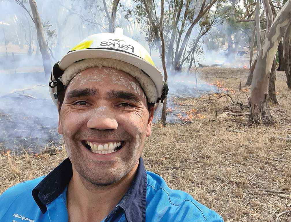 Damien Skurrie taking part in the annual Dyurrite (Mt Arapiles) Walpa Wanjip Burn-Fire workshop.