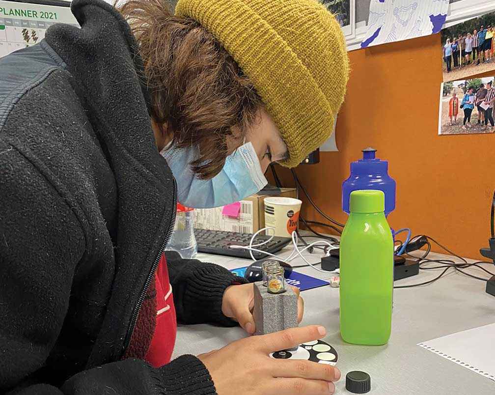 Annalise Varker testing water from waterways around Bendigo for salinity.<br />
