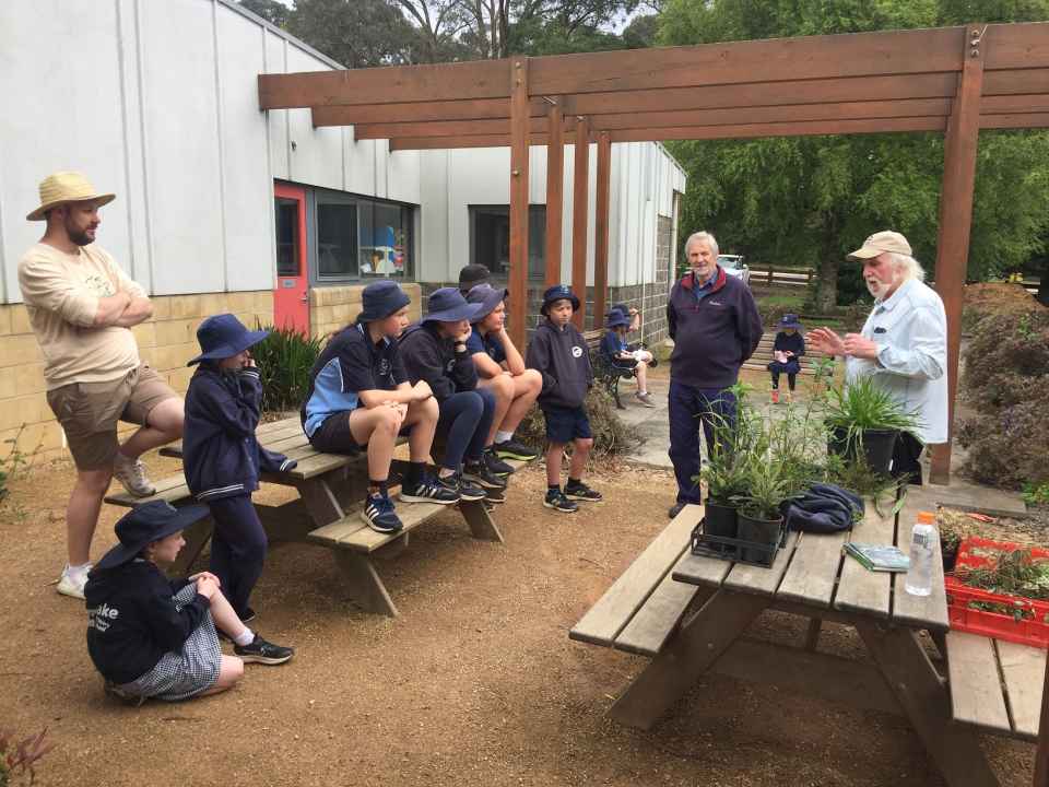 KWPS Junior Landcare 20221.jpg